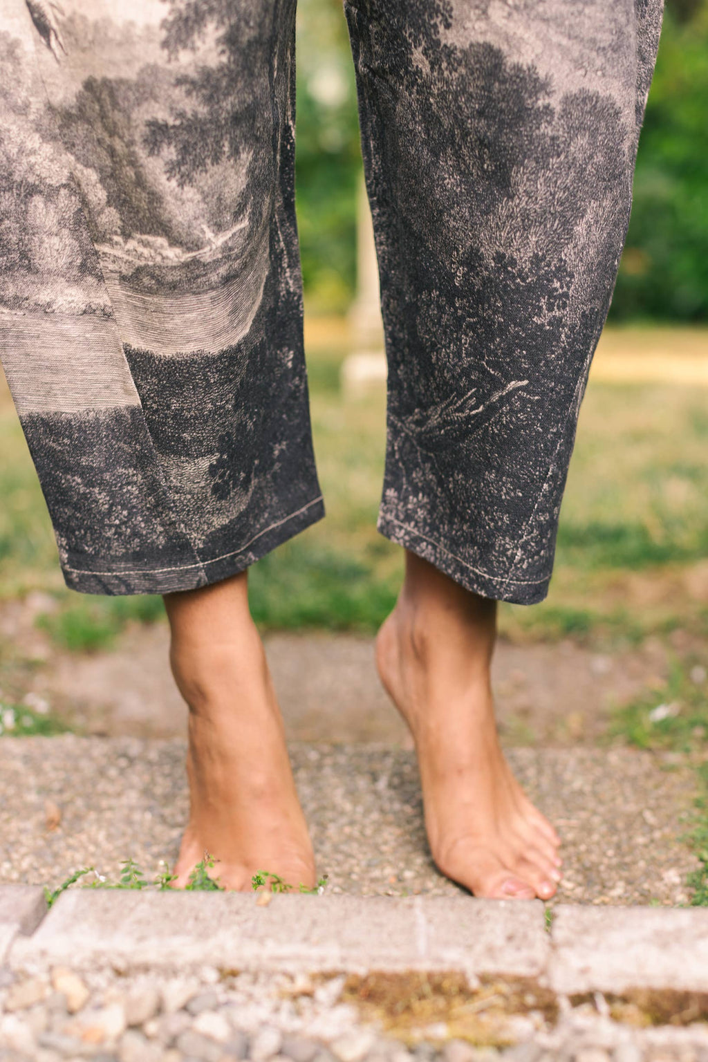 Still I Rise Linen Cropped Artist Pant w/ Sunrise, Woman
