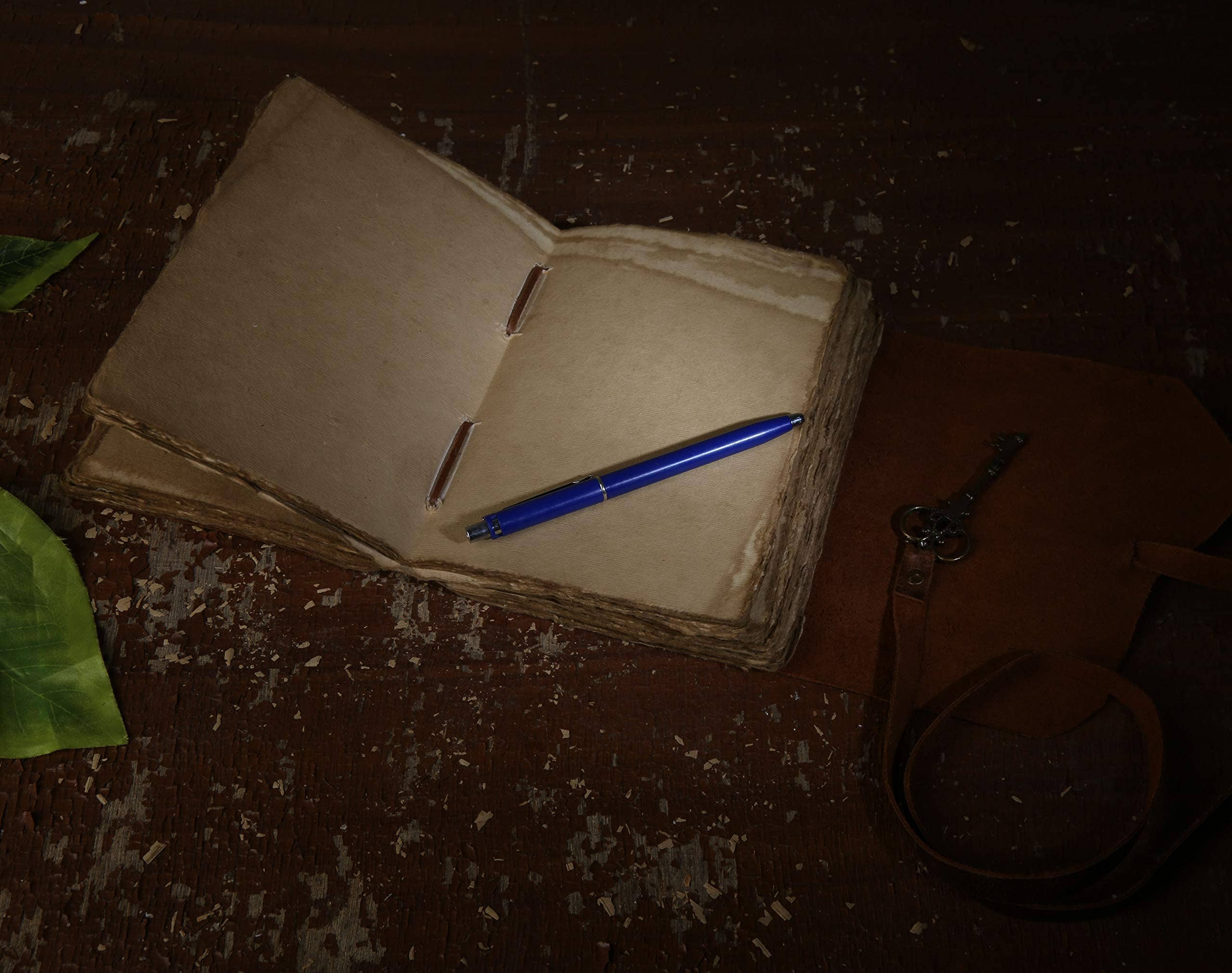 Handmade Leather Bound Vintage Journal Retro Diary