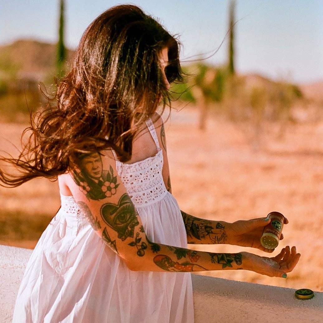 Desert Dweller Dry Shampoo & Body Powder– Natural Hair Care